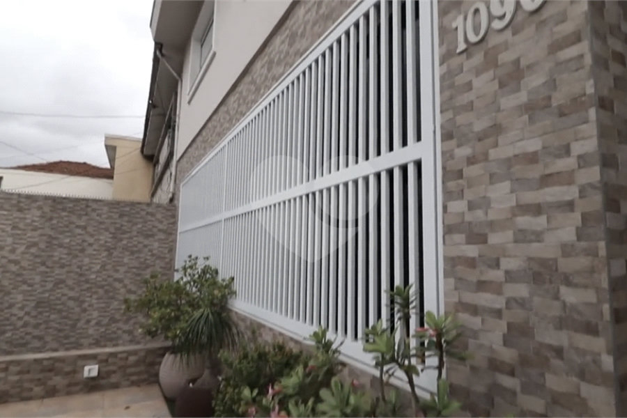 Sobrado à venda com 4 quartos em Vila Guilherme, São Paulo, SP