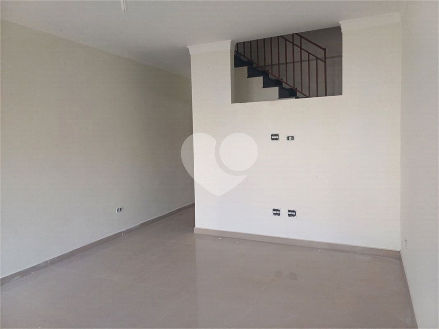 Sobrado à venda com 3 suítes em Vila Gustavo, São Paulo, SP