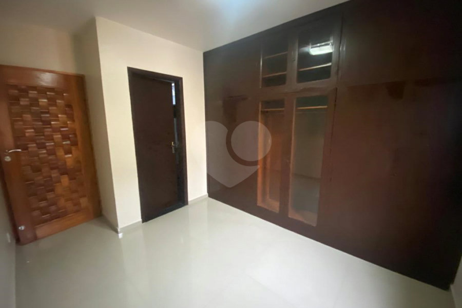 Casa à venda com 5 quartos, sendo 1 suíte,  no condomínio Casa, São Paulo - SP