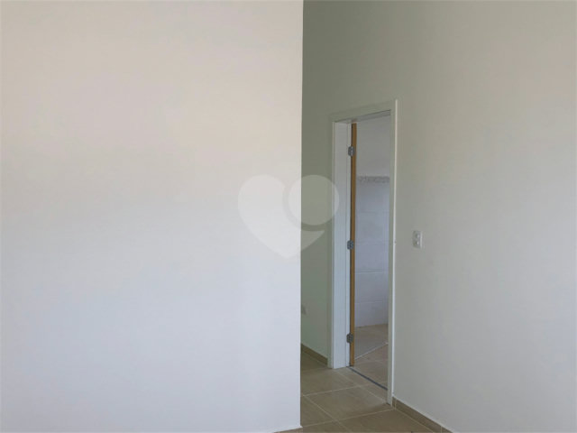 Casa à venda com 3 quartos, sendo 1 suíte,  no condomínio Marfi Iii- Fase Iii, Bom Jesus dos Perdões - SP