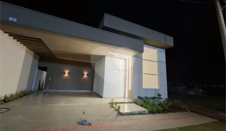 Casa à venda com 3 quartos, sendo 1 suíte,  no condomínio Amary, São Carlos - SP