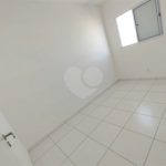 Apartamento no Condomínio Parque das Acácias.