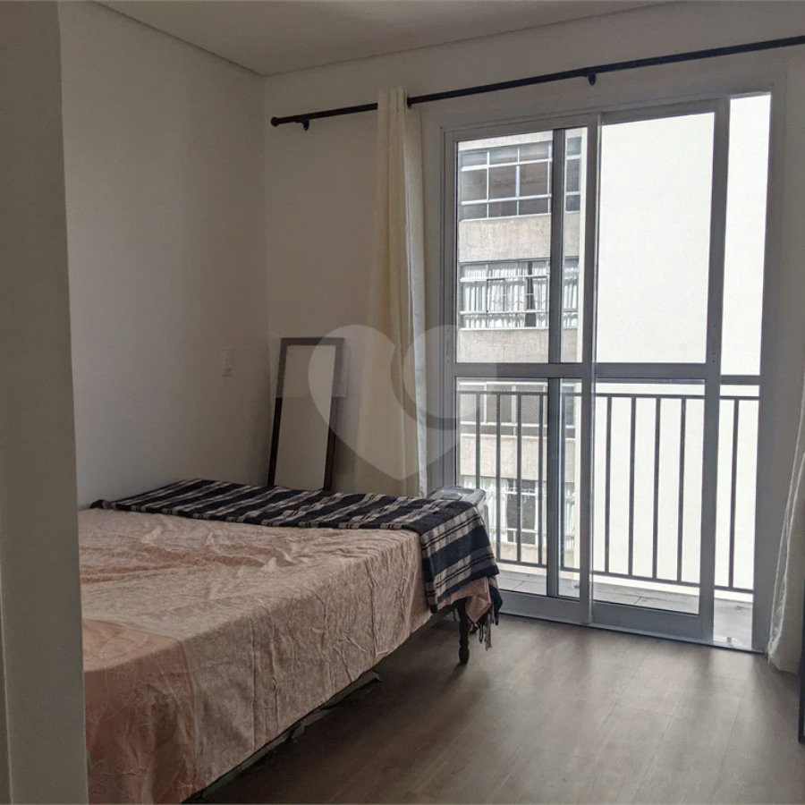 Bela Vista ! Studio novo 2400,00 !