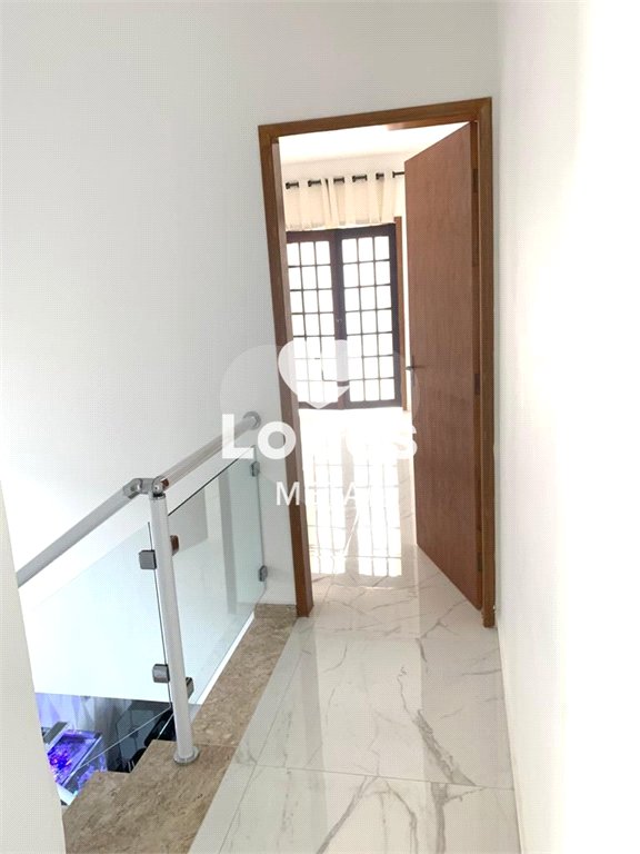 Casa à venda com 3 quartos, sendo 1 suíte,  no condomínio Residencial São José, Taubaté - SP