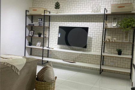 Casa de Vila à venda com 2 quartos, sendo 1 suíte, em Silveira, Santo André, SP