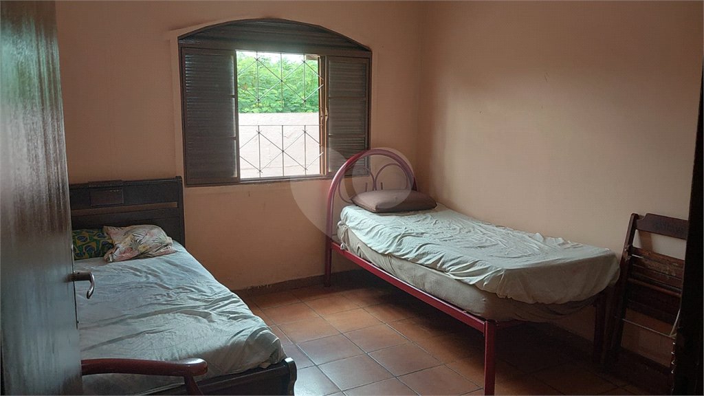Chácara à venda com 4 quartos no Centro, Araçoiaba da Serra, SP