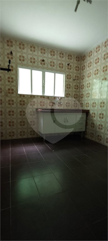 Sobrado à venda com 2 quartos em Jardim Itacolomi, São Paulo, SP