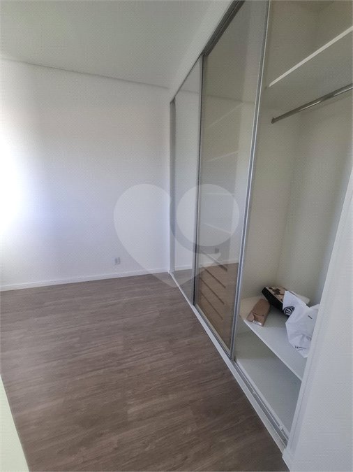 Apartamento à venda com 2 quartos, sendo 1 suíte,  em Vila Suissa, Mogi das Cruzes, SP