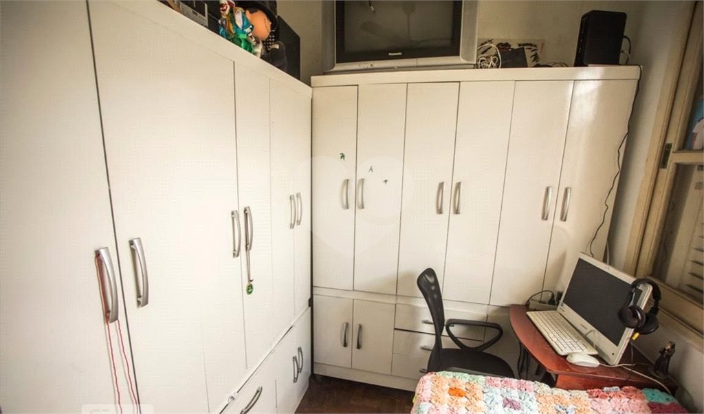 Casa à venda com 3 quartos, sendo 1 suíte, em Mirandópolis, São Paulo, SP
