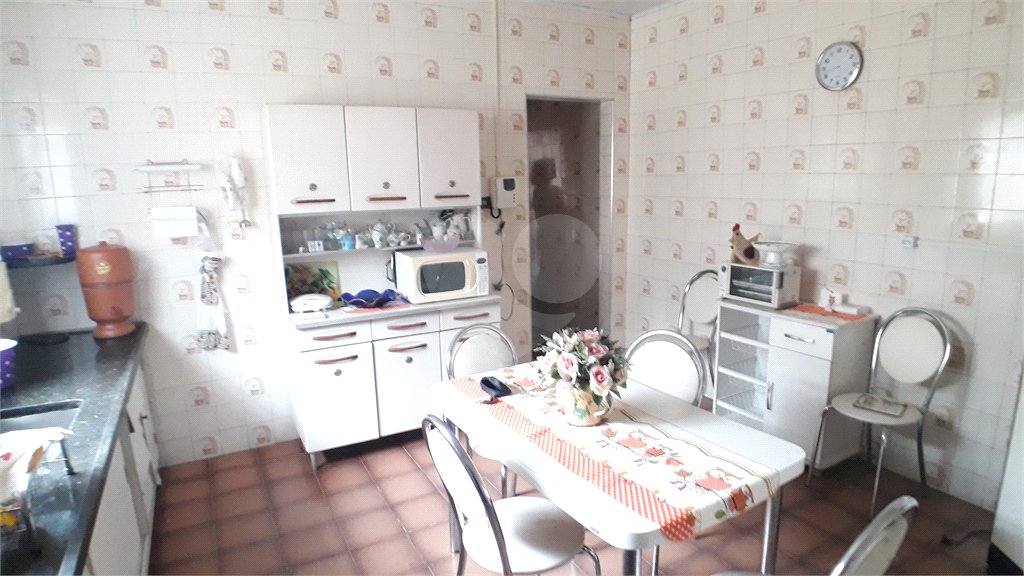 Casa Térrea à venda com 3 quartos, sendo 1 suíte, em Carandiru, São Paulo, SP
