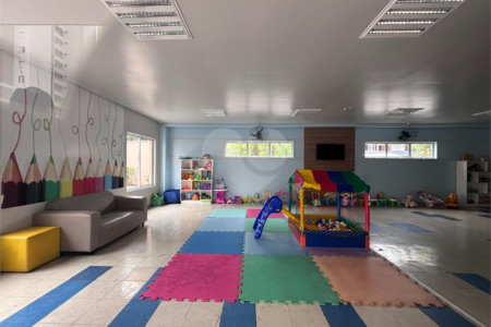 Apartamento à venda com 3 quartos, sendo 1 suíte,  em Parque Três Meninos, Sorocaba, SP