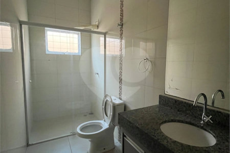 Casa à venda com 3 quartos, sendo 1 suíte, em Ipê, Três Lagoas, MS