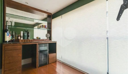 Apartamento à venda com 3 quartos, sendo 2 suítes,  em Vila Progredior, São Paulo, SP