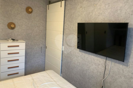 Apartamento à venda com 2 quartos em Parque Reboucas, São Paulo, SP