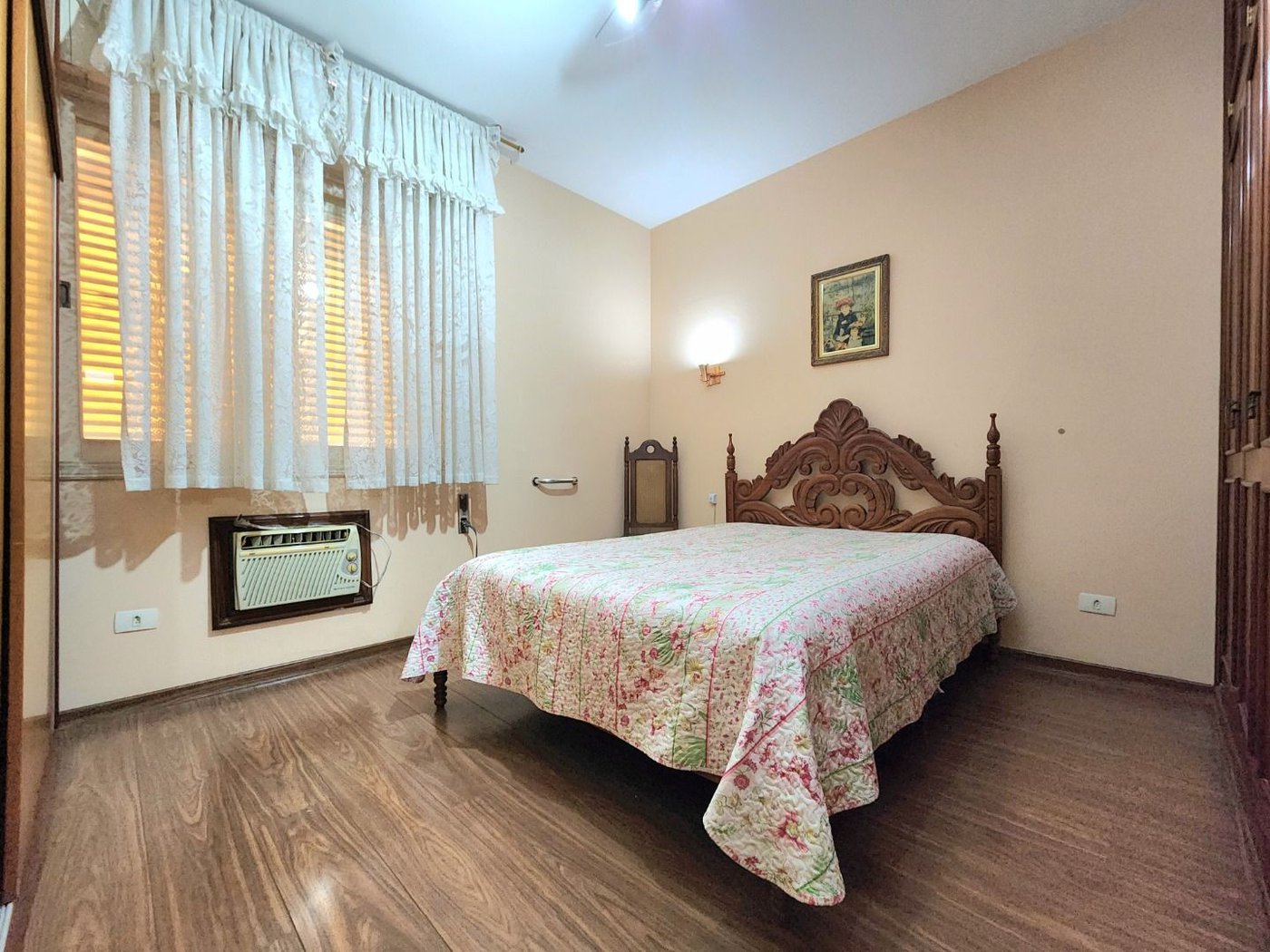 Apartamento com 4 dormitórios à venda, 184 m² por R$ 949.000,00 - Gonzaga - Santos/SP