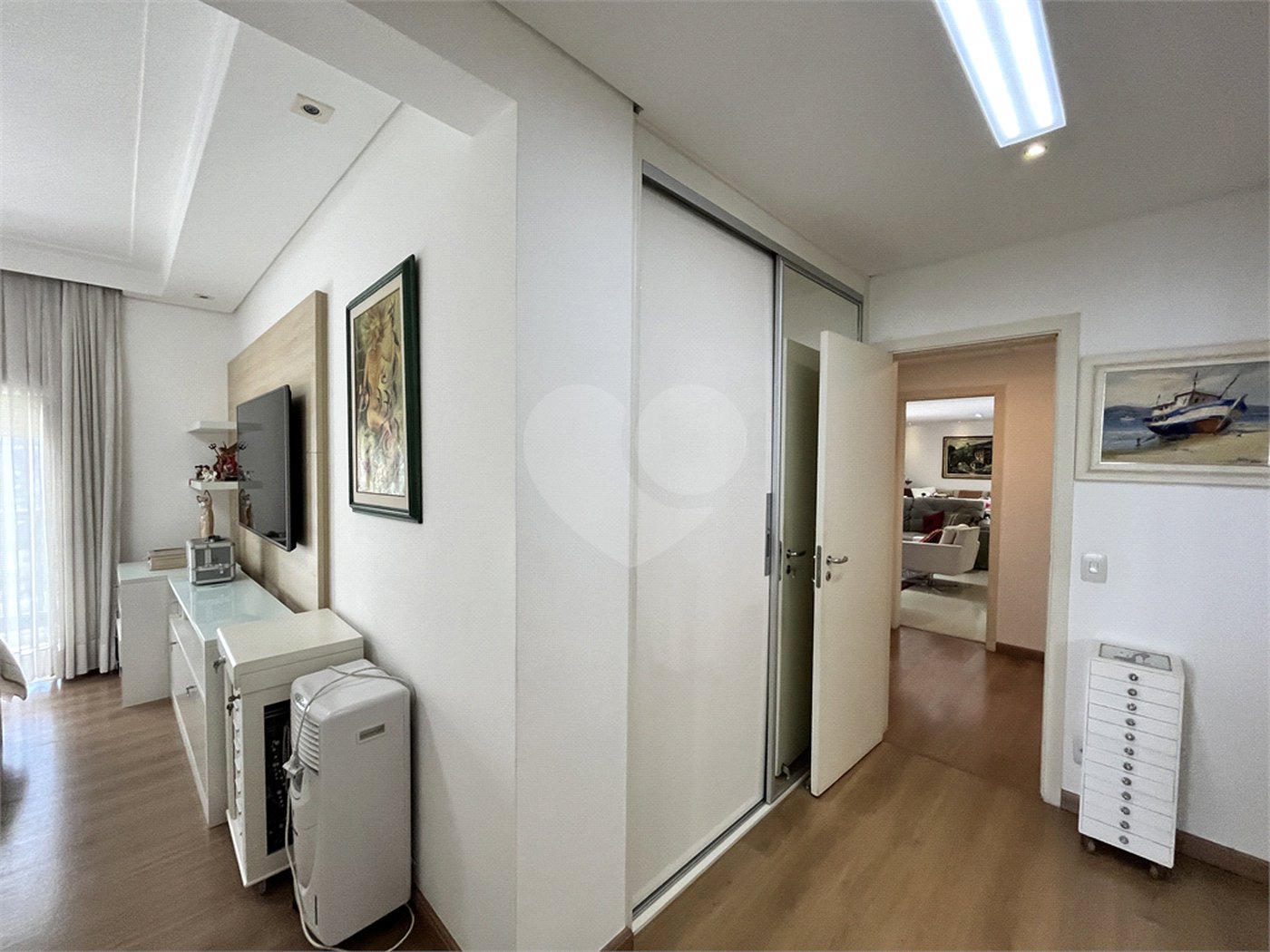 Apartamento à venda com 3 suítes em Jardim Portal da Colina, Sorocaba, SP