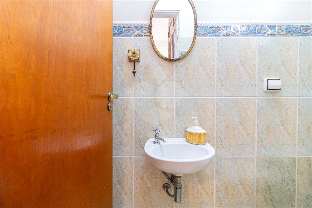 Casa à venda com 3 quartos, sendo 1 suíte,  em Chácara Monte Alegre, São Paulo, SP