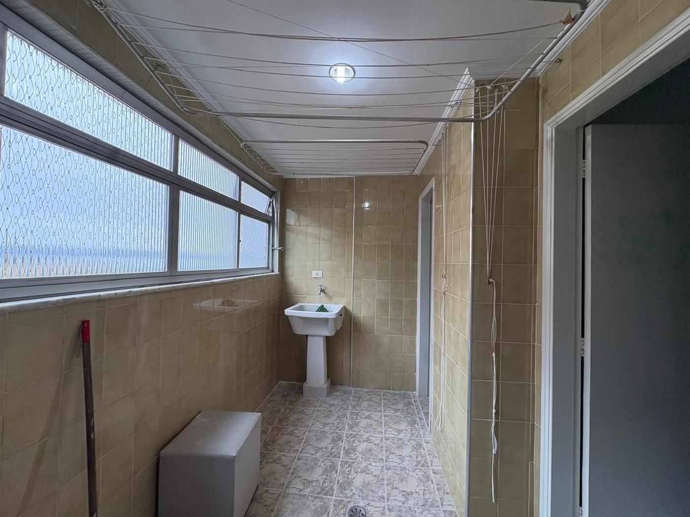 Apartamento com 2 dormitórios à venda, 96 m² por R$ 700.000,00 - Aparecida - Santos/SP
