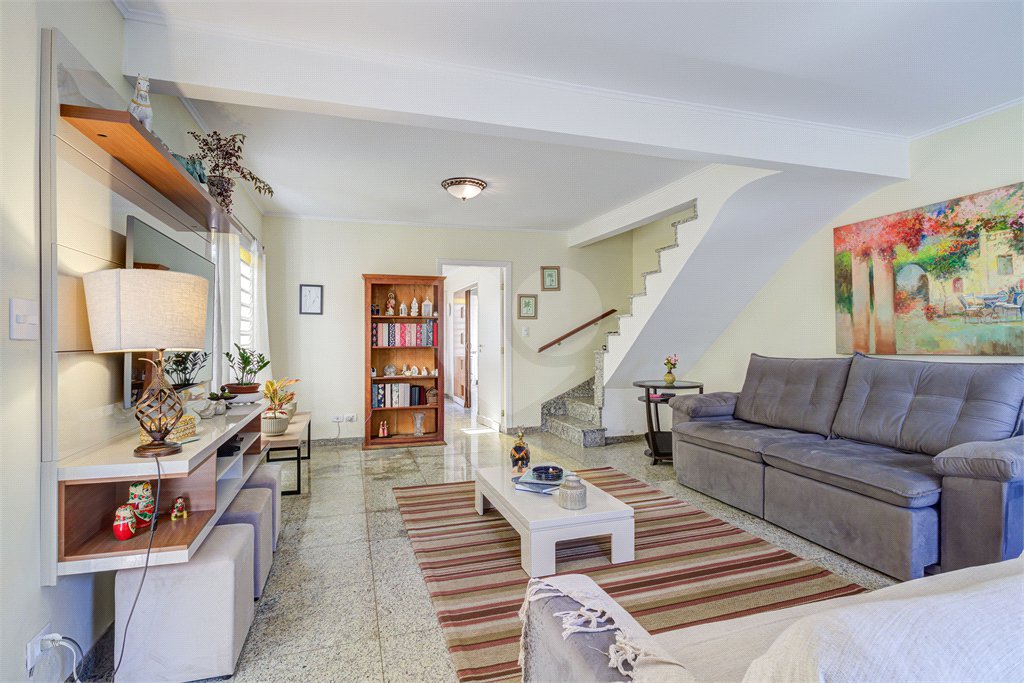 Casa de Vila à venda com 3 quartos, sendo 1 suíte, em Brooklin, São Paulo, SP