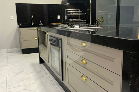 Casa à venda com 3 quartos, sendo 1 suíte, no condomínio Residencial Evidências, Indaiatuba - SP