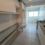 Apartamento à venda com 3 quartos, sendo 1 suíte, no Centro, São Roque, SP