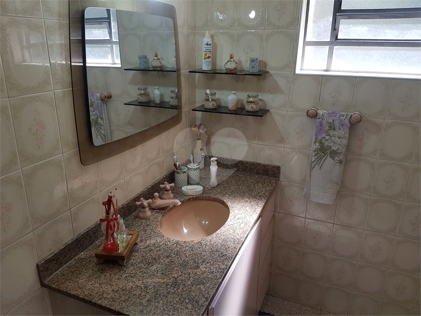 Casa à venda com 3 quartos, sendo 2 suítes, em Jardim Campo Grande, São Paulo, SP