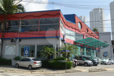 Prédio à venda em Real Parque, São Paulo, SP