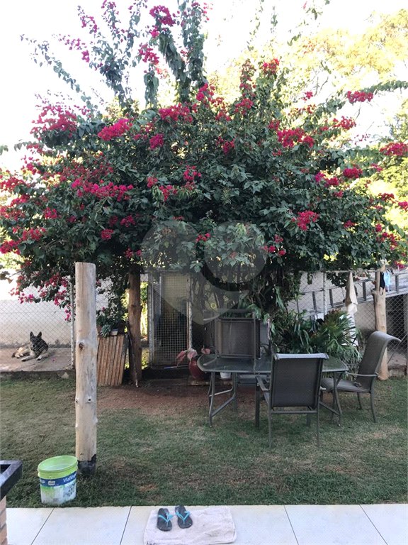 Casa à venda com 5 quartos, sendo 3 suítes, em Loteamento Jardim Morumbi, Atibaia, SP