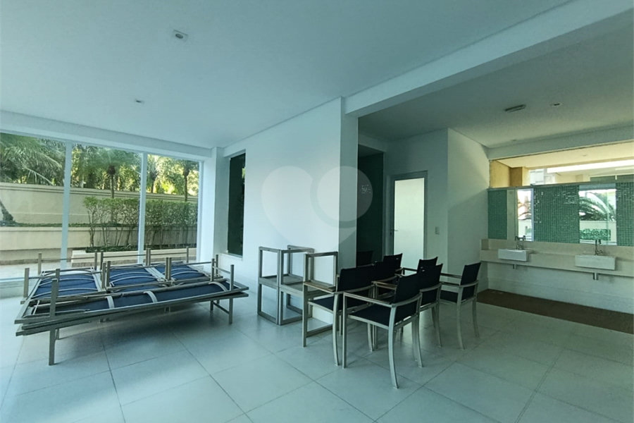 Apartamento para alugar com 3 suítes em Jardim Virgínia, Guarujá, SP