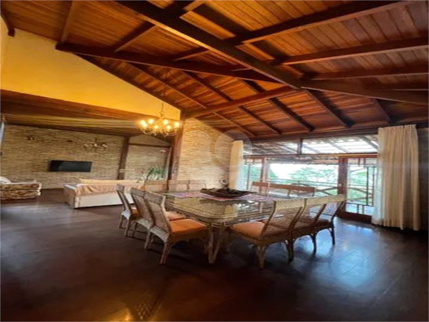 Casa à venda com 3 quartos, sendo 1 suíte,  no condomínio Alpes da Cantareira, Mairiporã - SP