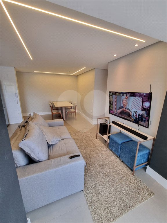 Apartamento à venda com 3 quartos, sendo 1 suíte,  em Ferreira, São Paulo, SP