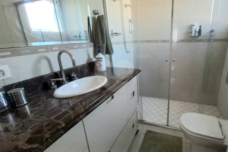 Apartamento à venda com 3 quartos, sendo 1 suíte,  em Água Fria, São Paulo, SP