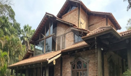 Casa à venda ou para alugar com 5 suítes no condomínio Cantareira, Mairiporã - SP