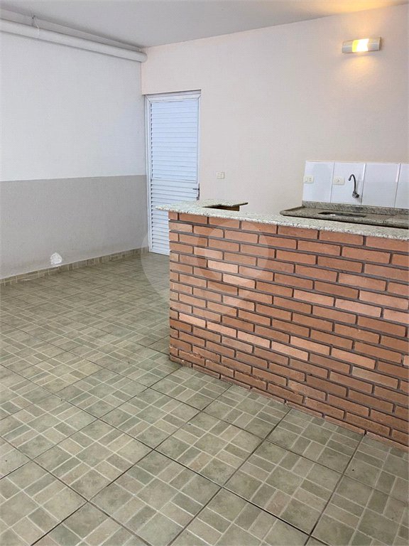 Sobrado à venda com 3 quartos, sendo 1 suíte, em Vila Lageado, São Paulo, SP
