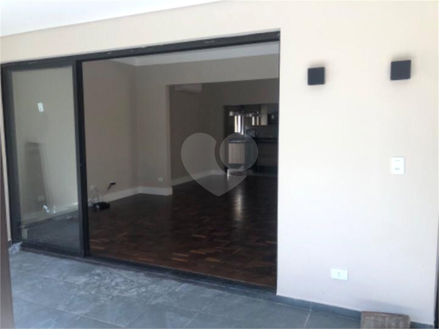 Casa à venda com 4 quartos, sendo 2 suítes,  em Horto Florestal, São Paulo, SP