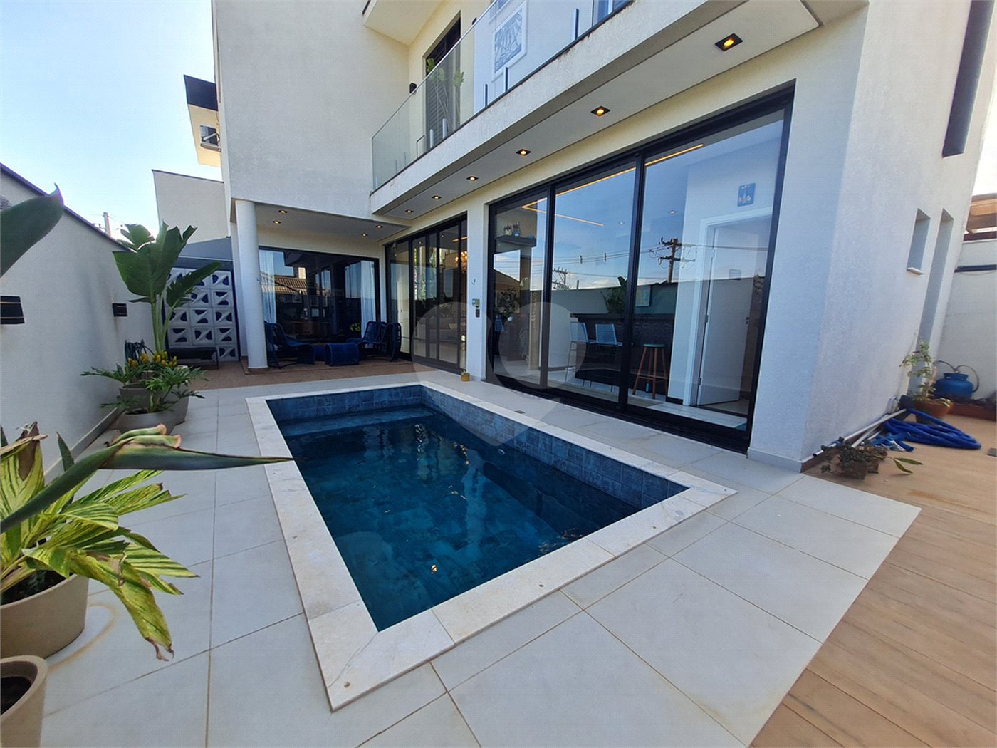 Casa à venda com 3 quartos, sendo 2 suítes, no condomínio Horizontes de Sorocaba, Sorocaba - SP