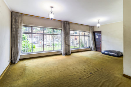 Casa à venda com 3 quartos, sendo 1 suíte, em Jardim Bonfiglioli, São Paulo, SP