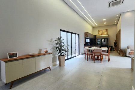 Casa à venda com 3 suítes no condomínio Via Castelli, Louveira - SP