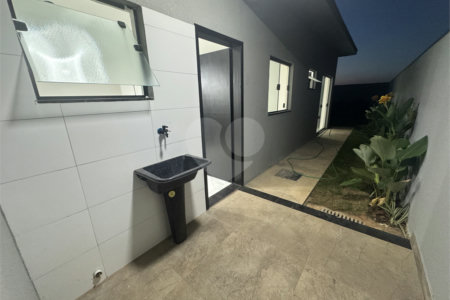 Casa à venda com 2 quartos, sendo 1 suíte, em Residencial Barnabé, Salto, SP