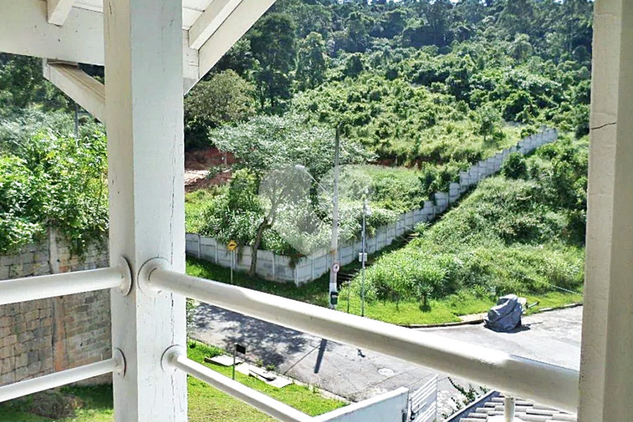 Casa à venda com 6 quartos, sendo 5 suítes,  no condomínio Conjunto Residencial Itaguaçu, São Paulo - SP
