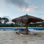 Casa à venda com 3 suítes no condomínio Figueira Garden, Atibaia - SP