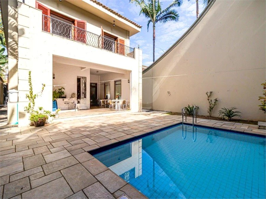 Casa à venda com 4 suítes em Morumbi, São Paulo, SP