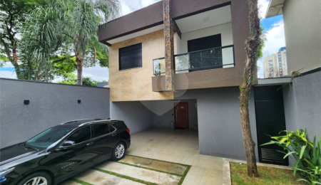 Casa à venda com 4 suítes em Jardim Prudência, São Paulo, SP