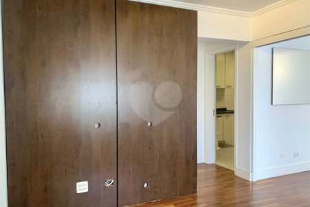 Apartamento à venda com 3 quartos, sendo 1 suíte, em Perdizes, São Paulo, SP