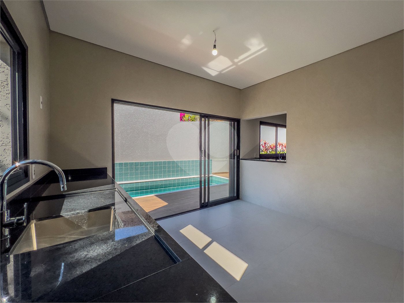 Casa à venda com 3 suítes em Jardim Paulista, Atibaia, SP