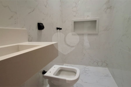 Casa à venda com 3 quartos, sendo 1 suíte,  no condomínio Horto Florestal 1, Sorocaba - SP
