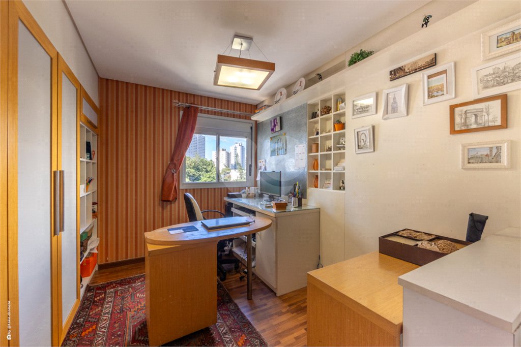 Apartamento à venda com 3 quartos, sendo 2 suítes, em Jardim Marajoara, São Paulo, SP