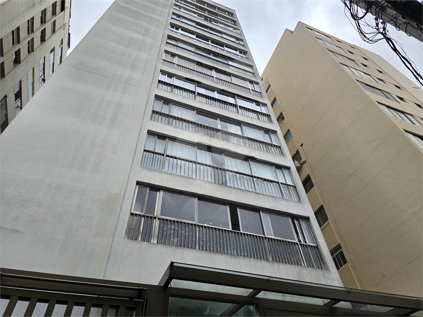 Apartamento para alugar com 3 quartos, sendo 1 suíte,  em Paraíso, São Paulo, SP