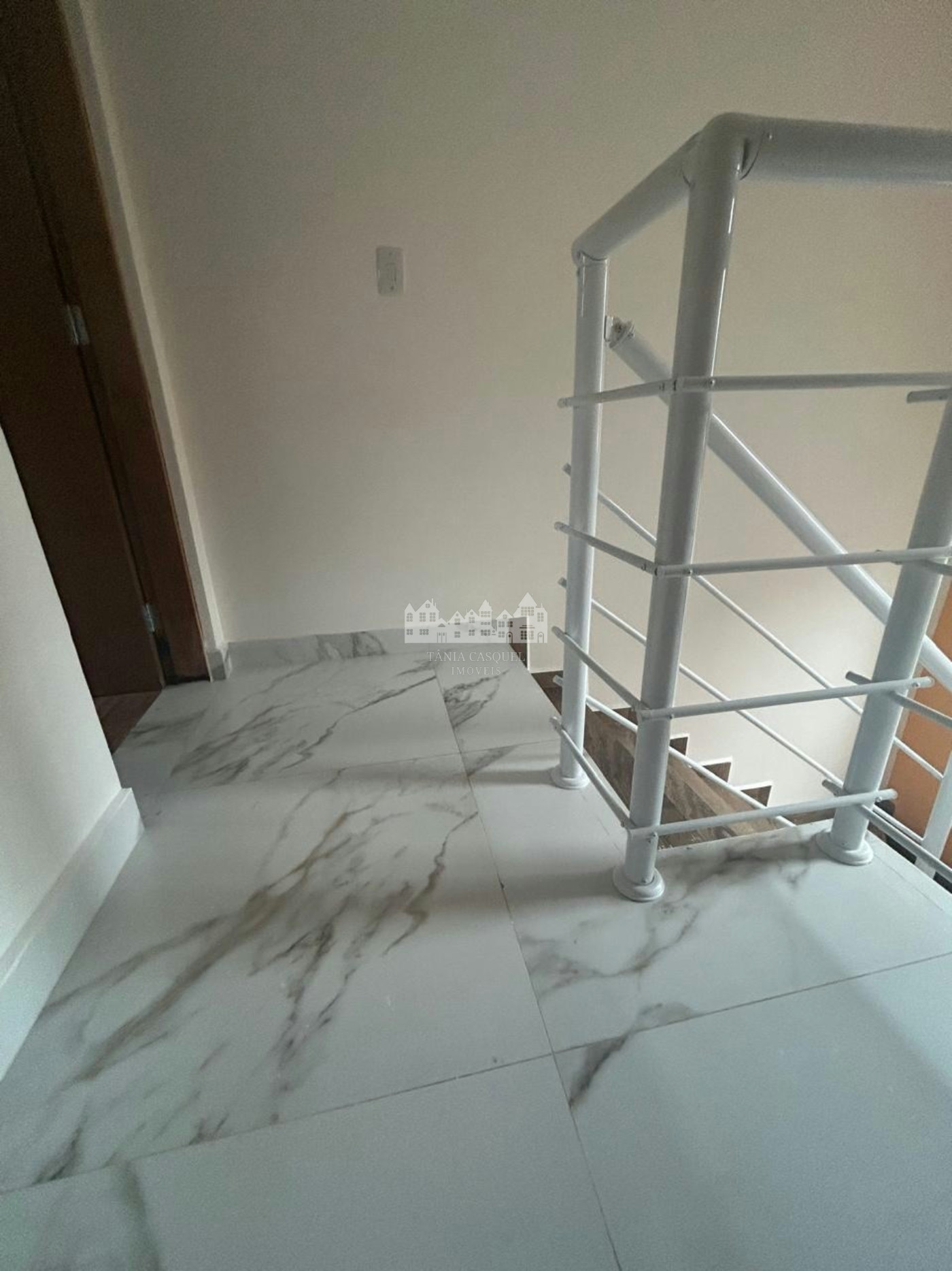 Casa à venda com 2 quartos, sendo 1 suíte, em Parque Hortência, Bom Jesus dos Perdões, SP