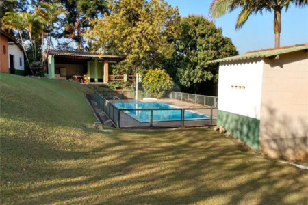 Chácara à venda com 4 quartos em Brigadeiro Tobias, Sorocaba, SP